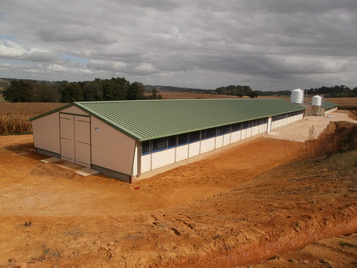Bâtiment d'élevage 400 m2 